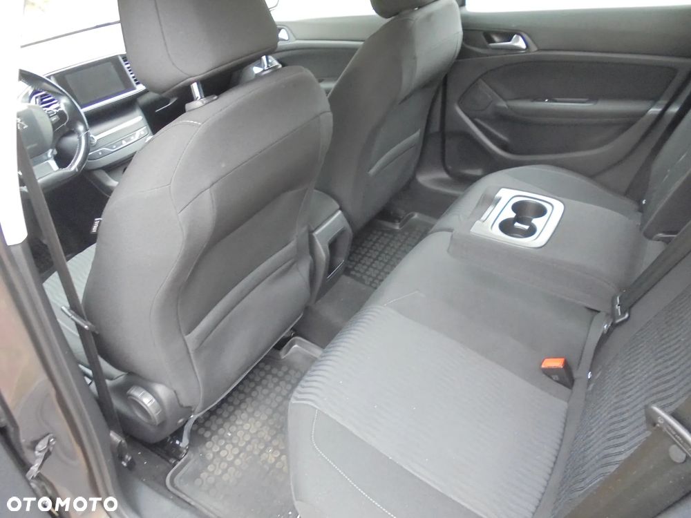 Peugeot 308 BlueHDi 100 Stop & Start Access - 14