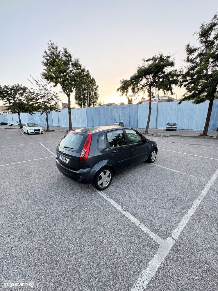 Ford Fiesta 1.25 Trend - 4