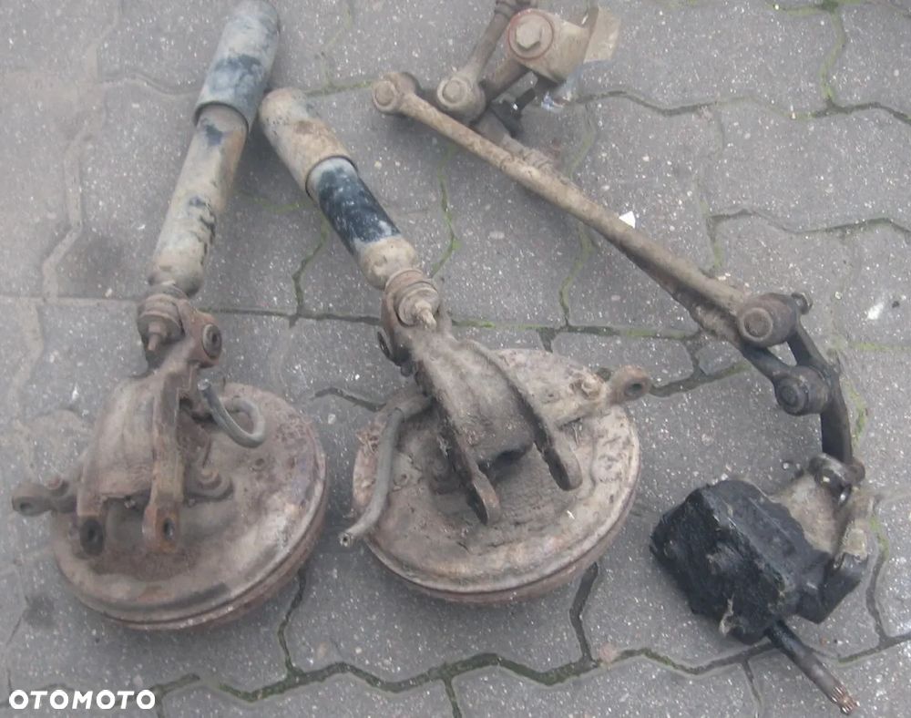 zwrotnica piasta przekładnia kierownicza MAŁY FIAT 126P MALUCH - 3