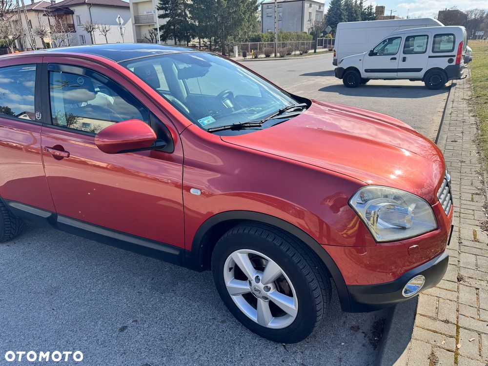Nissan Qashqai 2.0 Lounge - 6