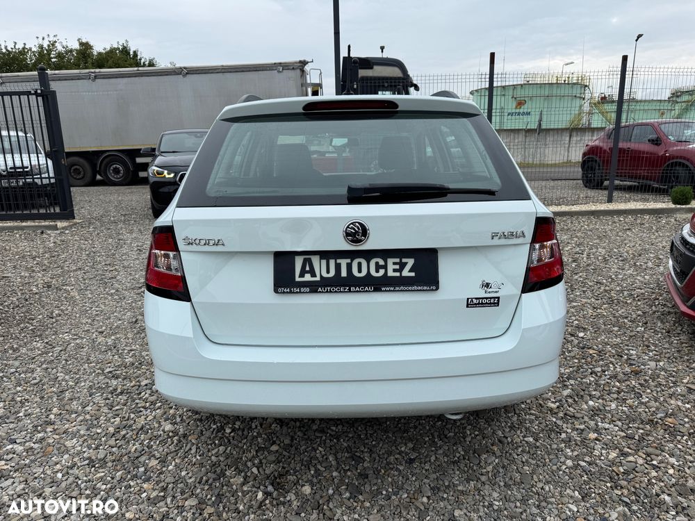 Skoda Fabia 1.0 MPI Ambition - 6