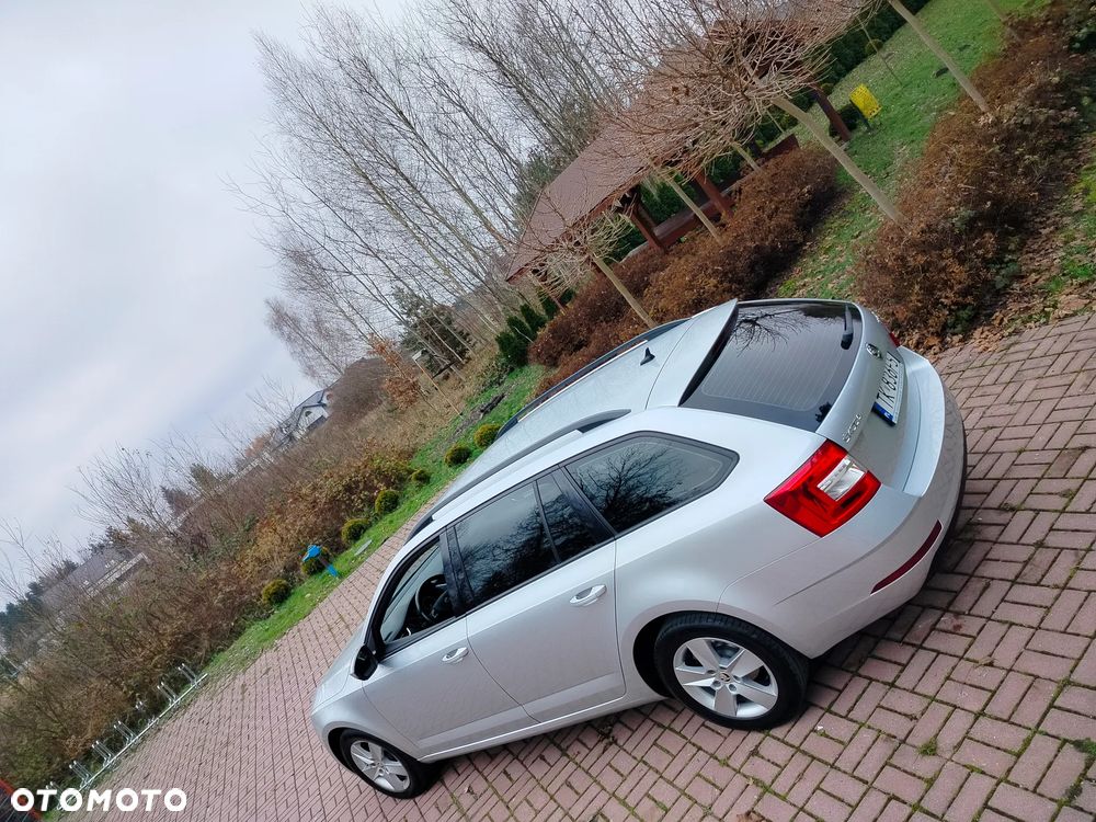 Skoda Octavia 1.5 TSI GPF ACT Style DSG - 10