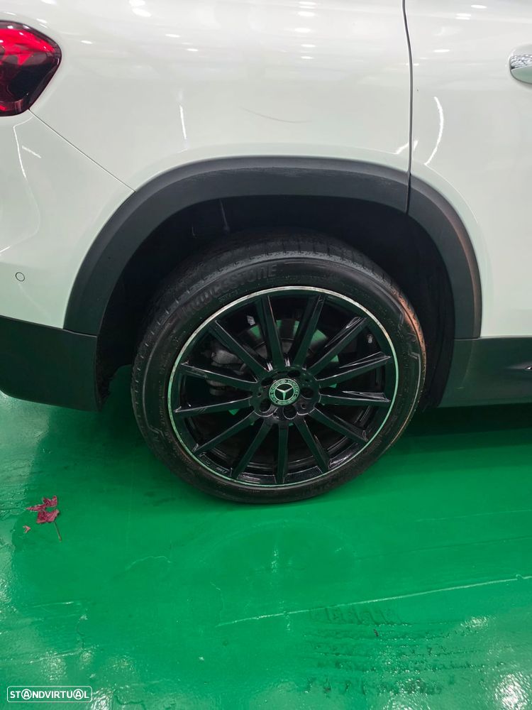 Mercedes-Benz GLB 180 - 14