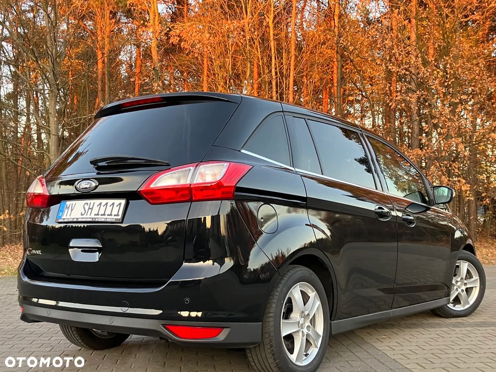 Ford Grand C-MAX - 10