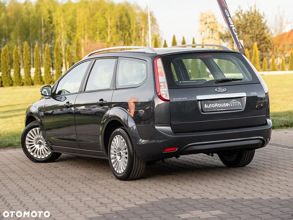 Ford Focus 1.8 Trend - 8