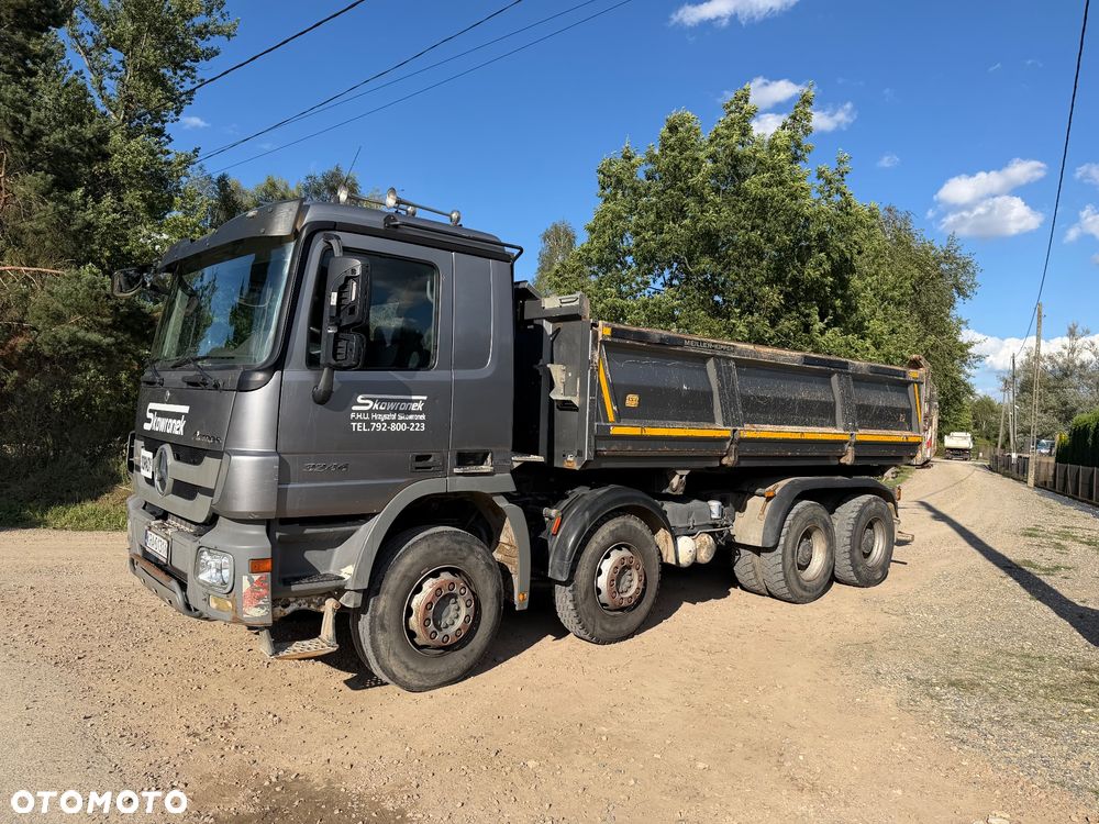 Mercedes-Benz Actros - 1