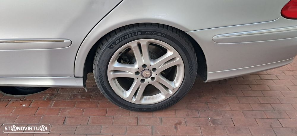 Mercedes-Benz E 320 CDi Avantgarde - 3