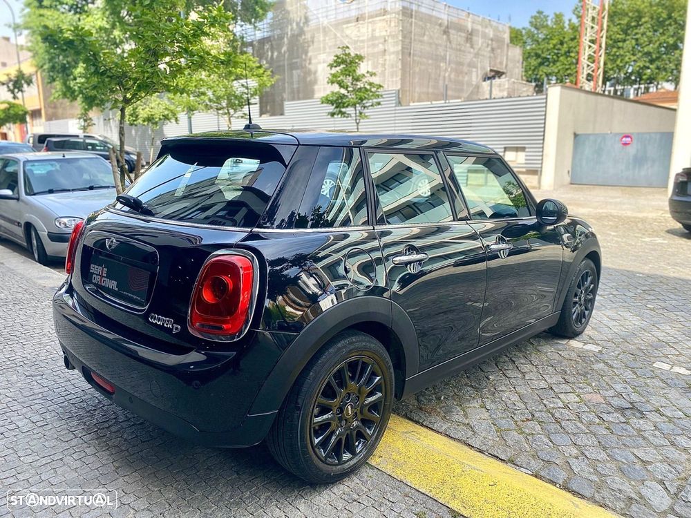 MINI 5 Portas Cooper D - 6