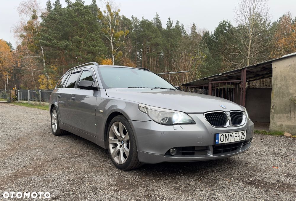 BMW Seria 5 530i Touring - 1