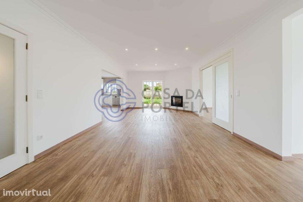 Moradia T4 térrea tradicional com Jardim - Grande imagem: 2/52