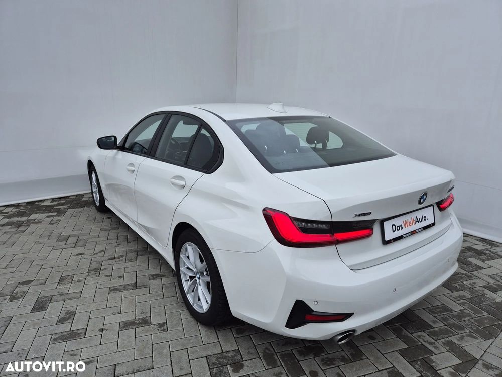 BMW Seria 3 320d xDrive AT MHEV - 3