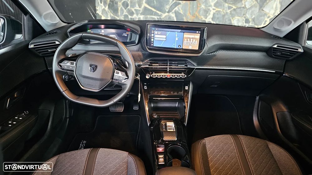 Peugeot 208 1.2 Hybrid Allure e-DCS6 - 18