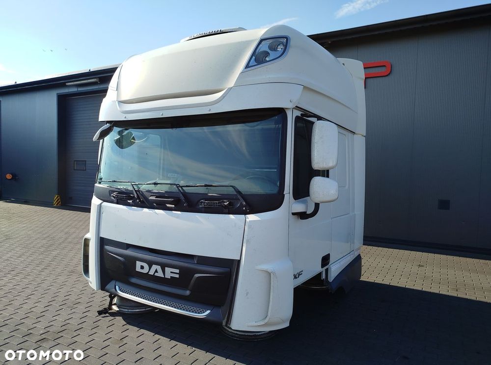 KABINA DAF XF 106 LIFT - 7