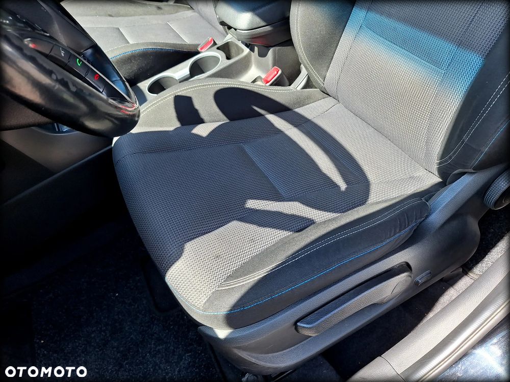 Hyundai i30 1.6 GDI BlueDrive Premium DCT - 12