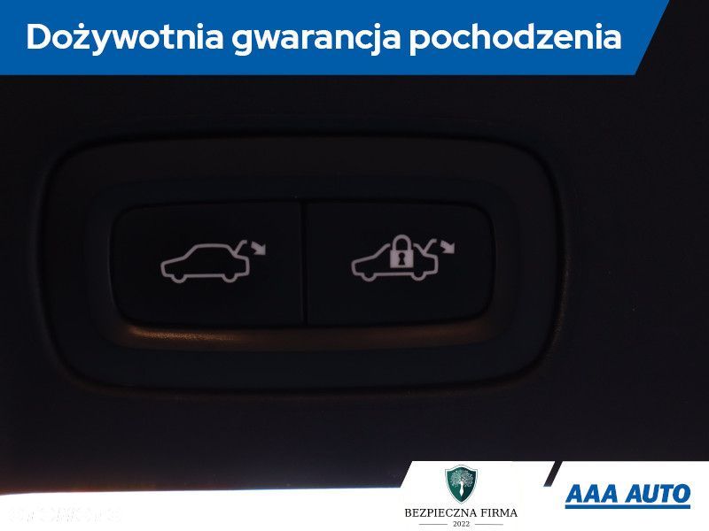 Volvo V90 Cross Country - 23