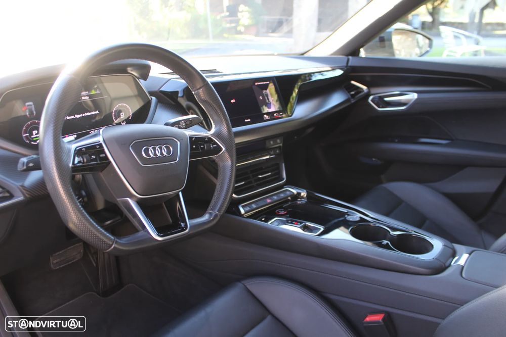 Audi e-tron GT quattro - 16