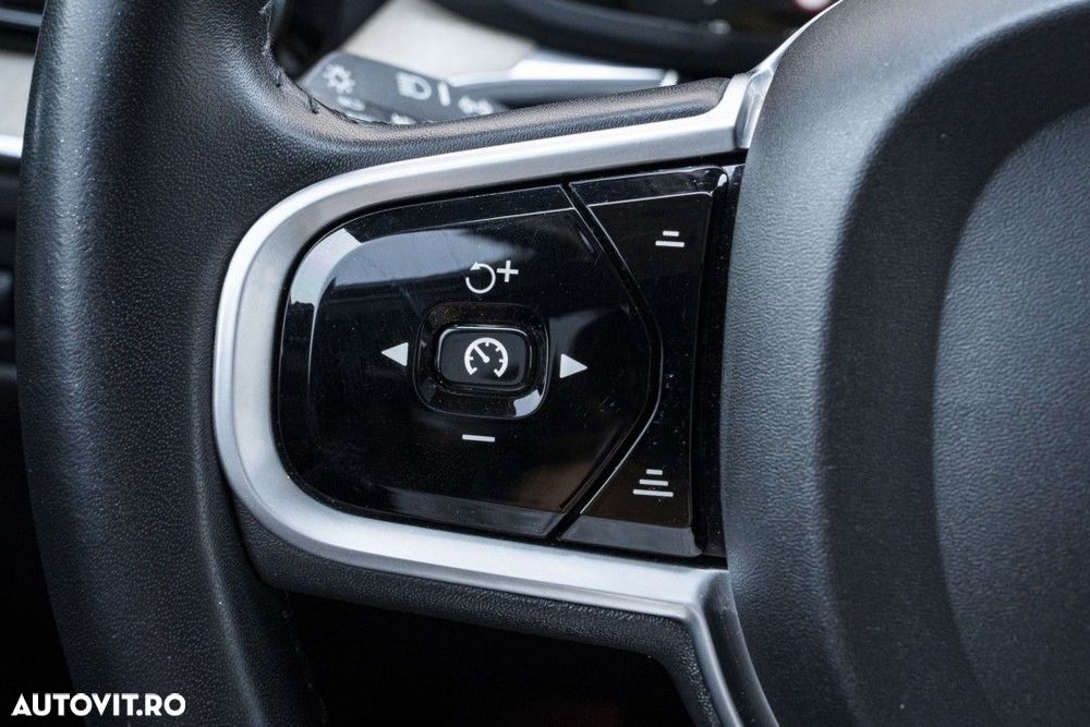 Volvo XC 60 - 18