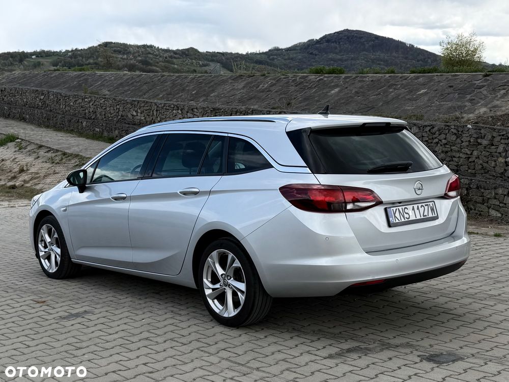 Opel Astra 1.6 D (CDTI) Automatik Innovation - 12