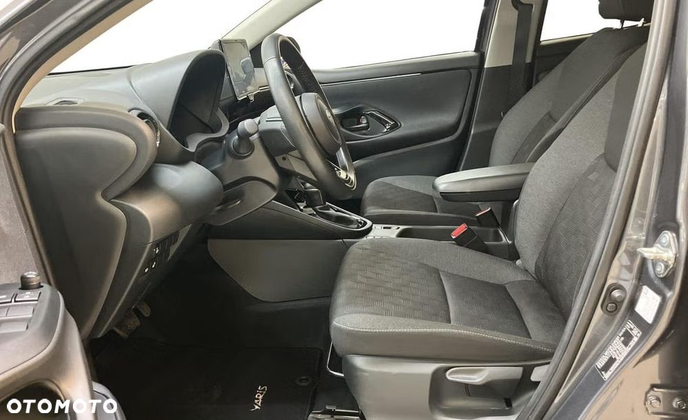 Toyota Yaris - 11