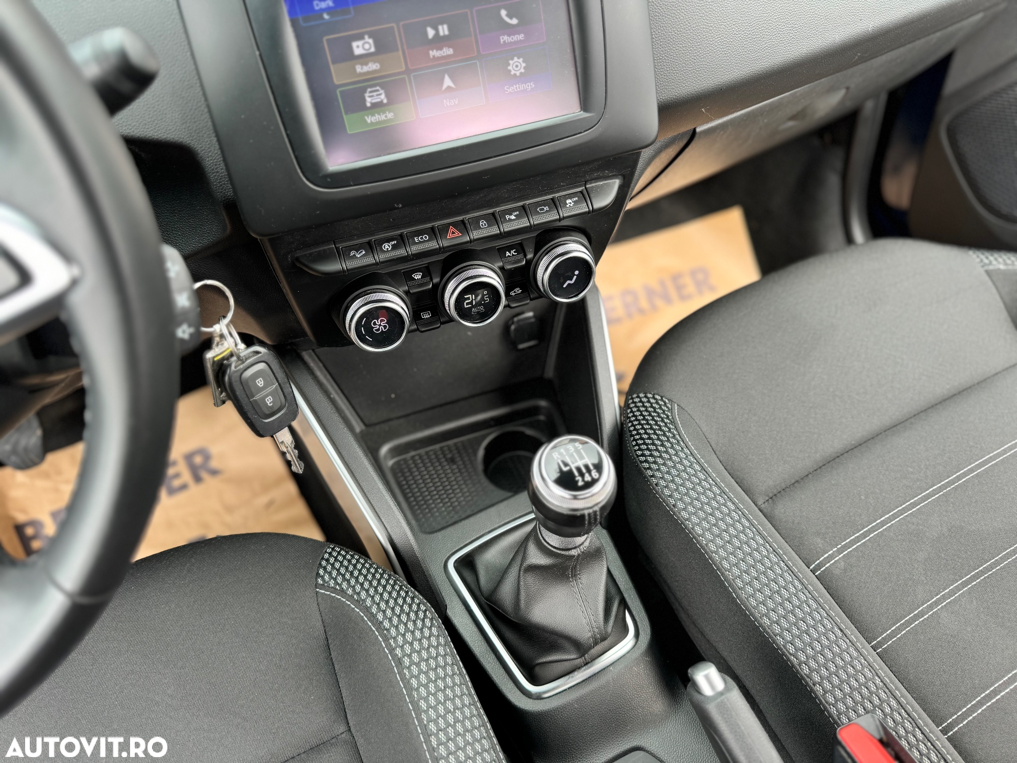 Dacia Duster TCe 125 4x4 Prestige - 29