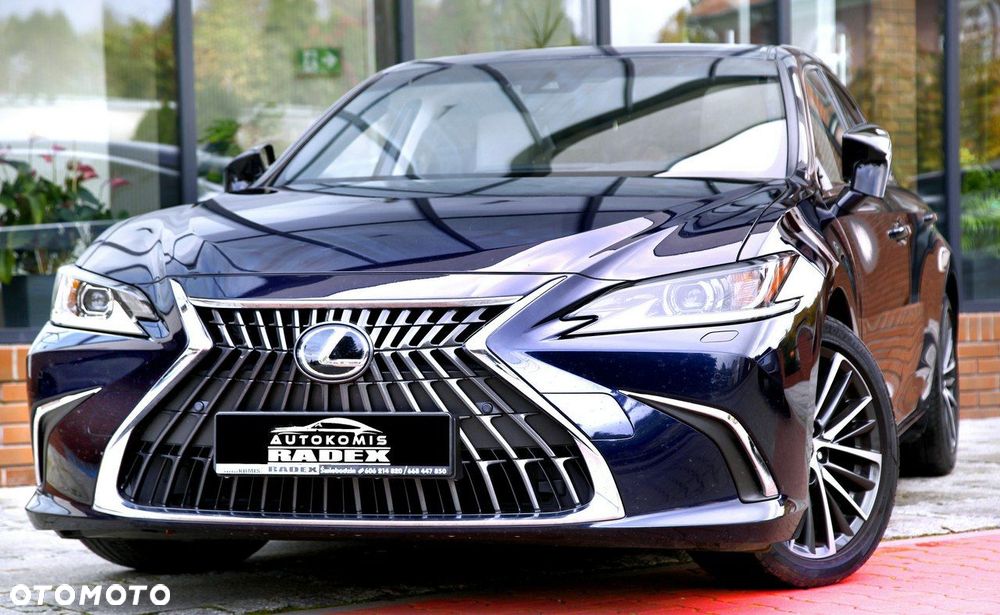 Lexus ES - 6