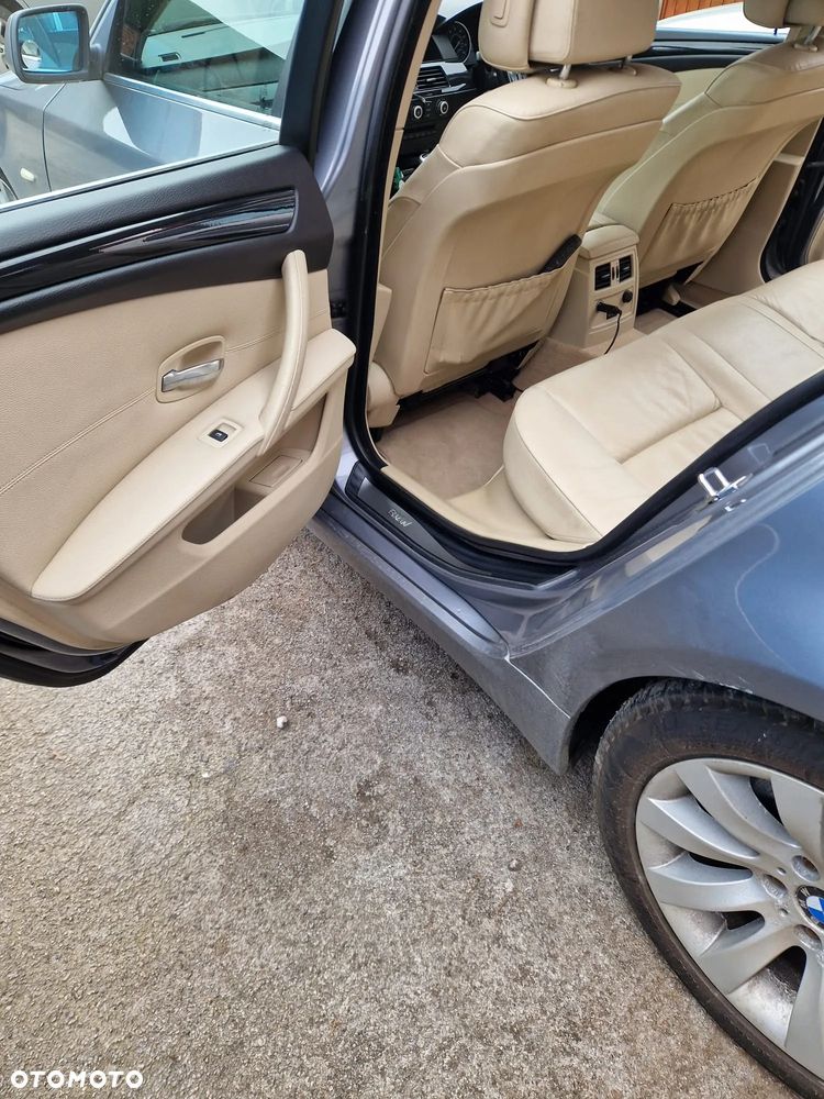 BMW Seria 5 520d - 11
