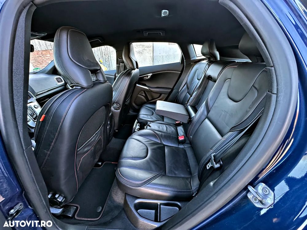 Volvo V40 Cross Country D3 Geartronic Ocean Race - 6