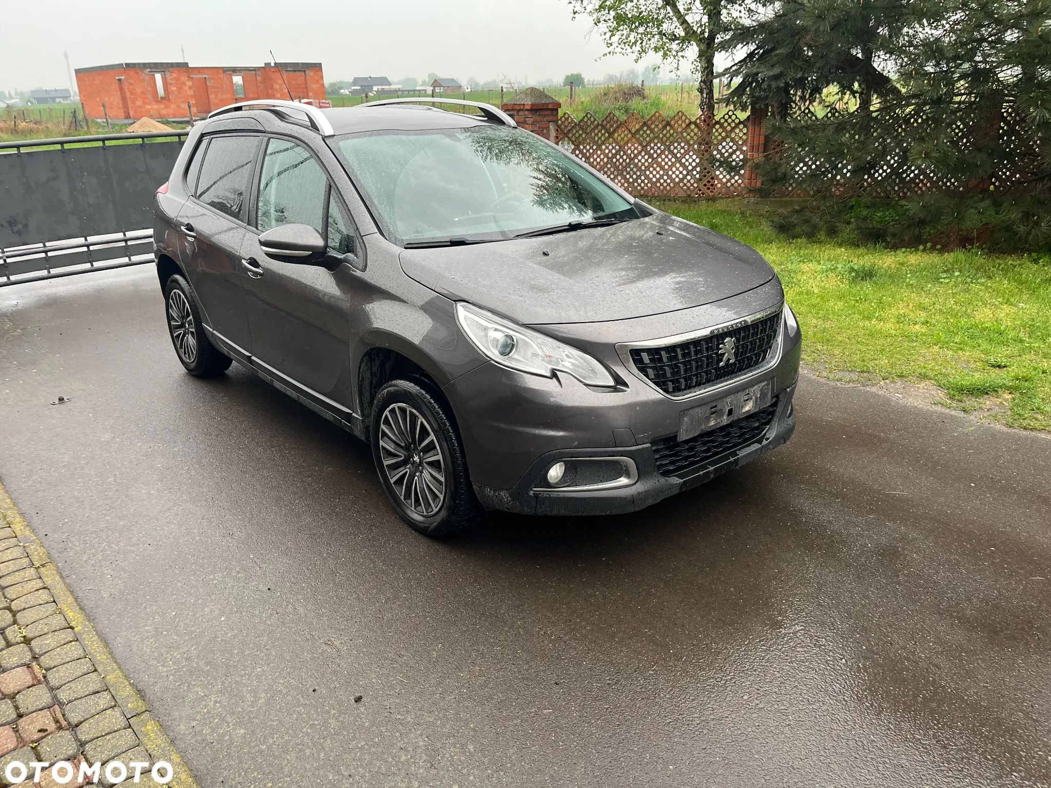 Peugeot 2008 - 1