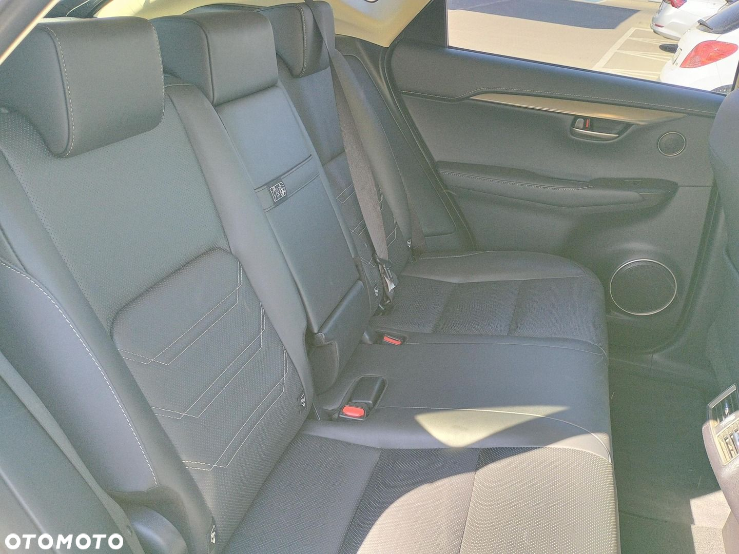 Lexus NX 200t Comfort AWD - 12