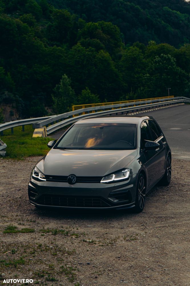 Volkswagen Golf 1.6 TDI BMT Comfortline - 14