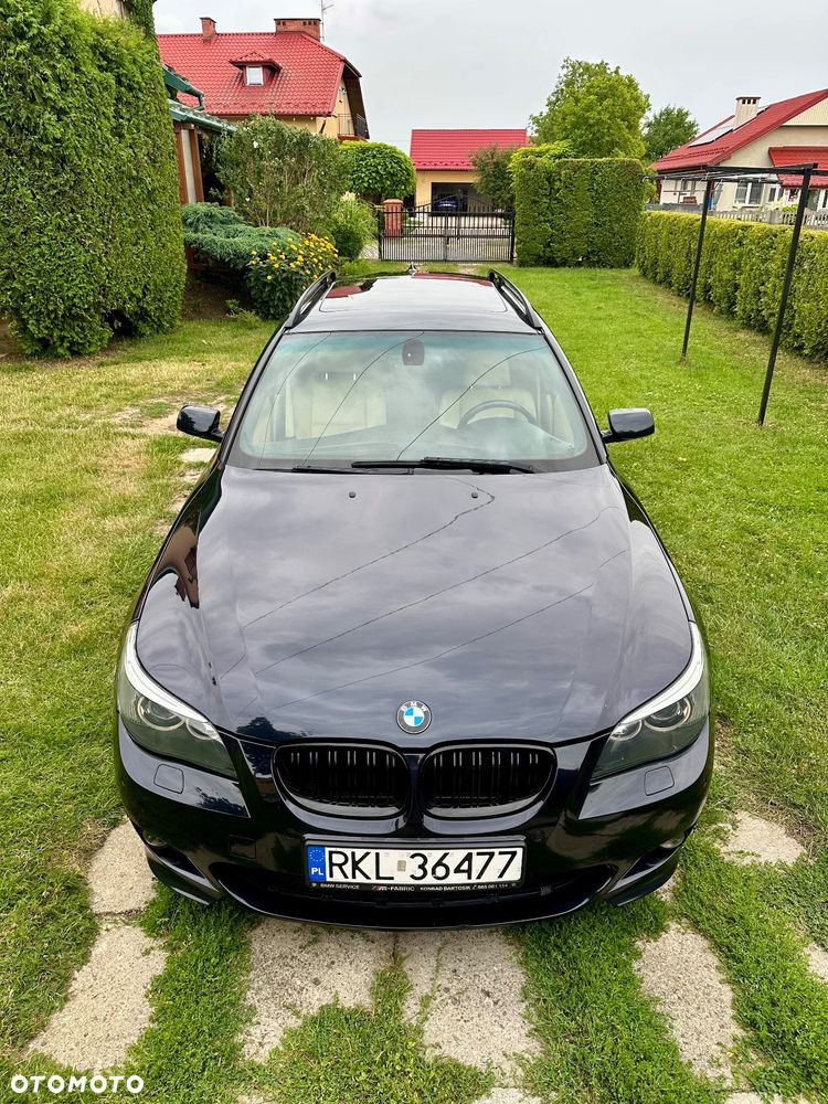 BMW Seria 5 525d - 12