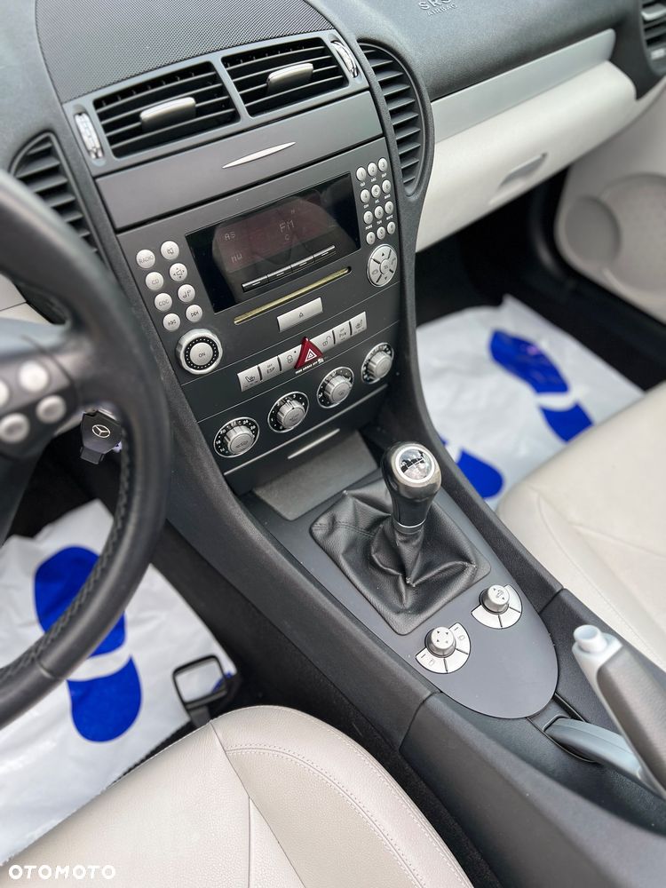 Mercedes-Benz SLK - 16