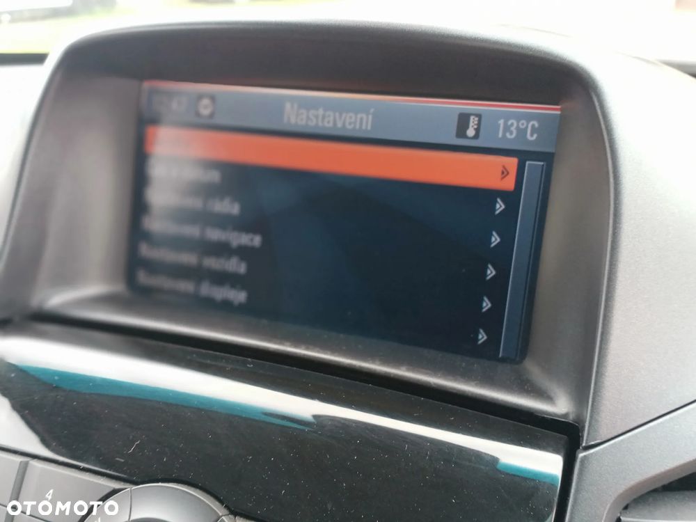 Chevrolet Orlando - 24