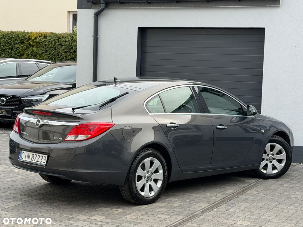 Opel Insignia - 33