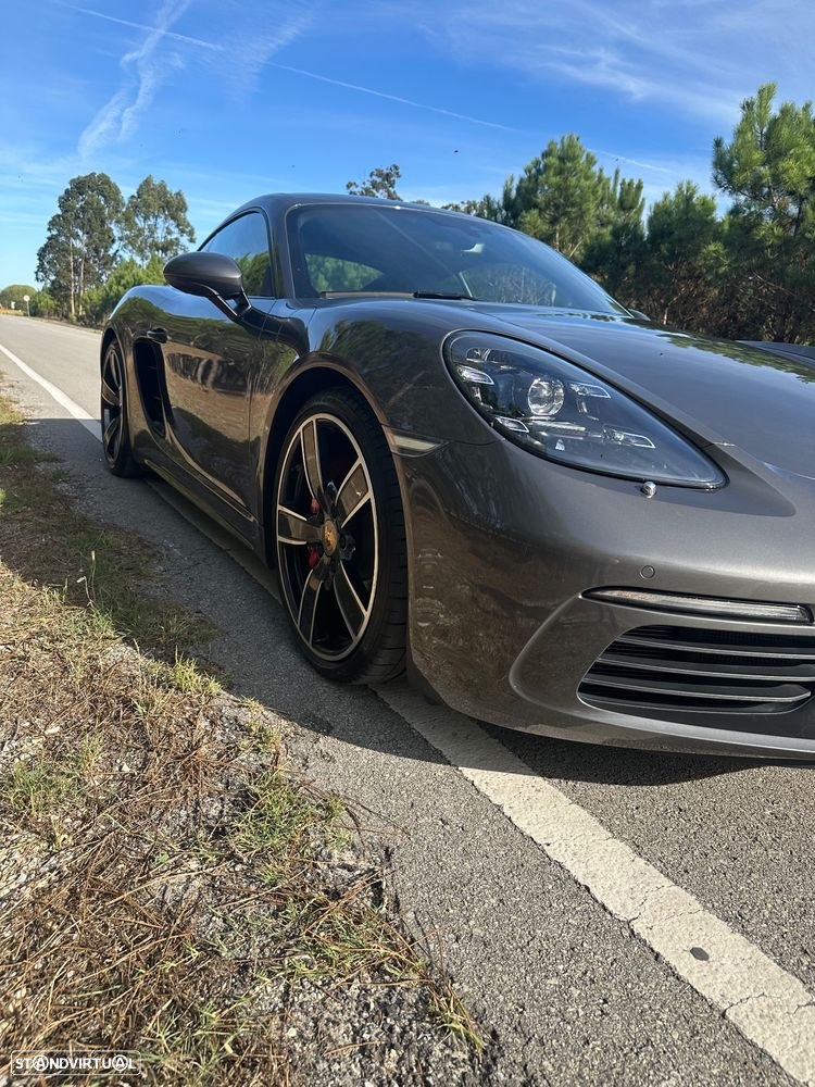 Porsche 718 Cayman - 5