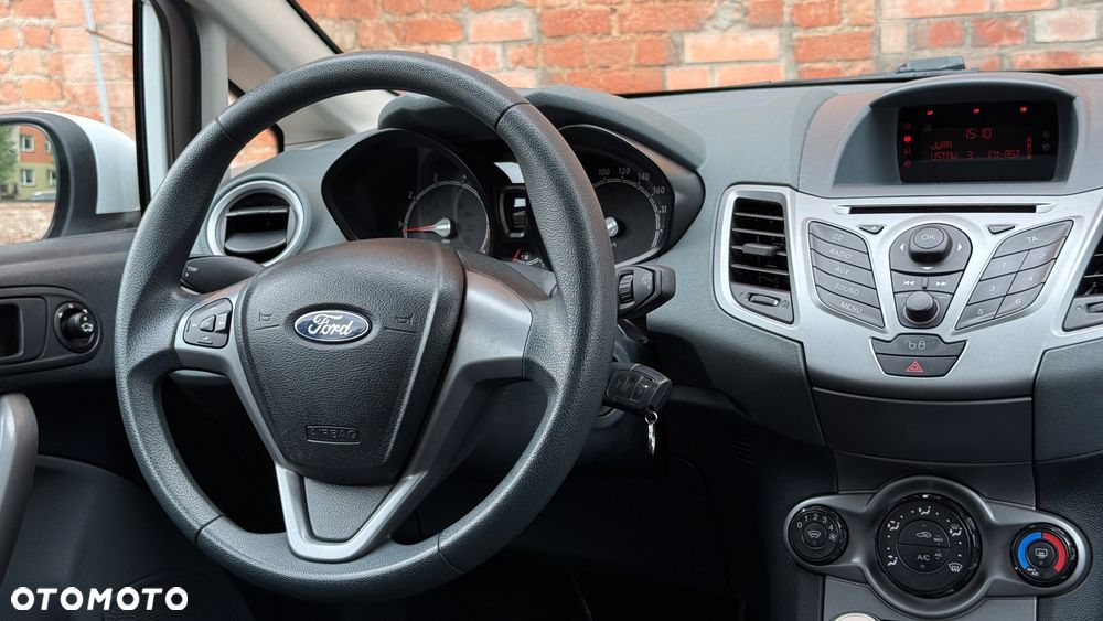 Ford Fiesta 1.25 Trend EU5 - 14