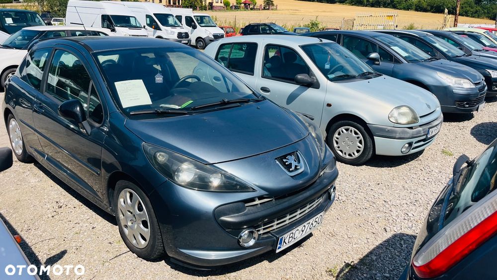 Toyota Yaris - 23