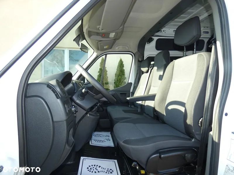 Renault Master 4X4, BRYGADÓWKA 6 OSÓB, L3H2 KLIMA - 15