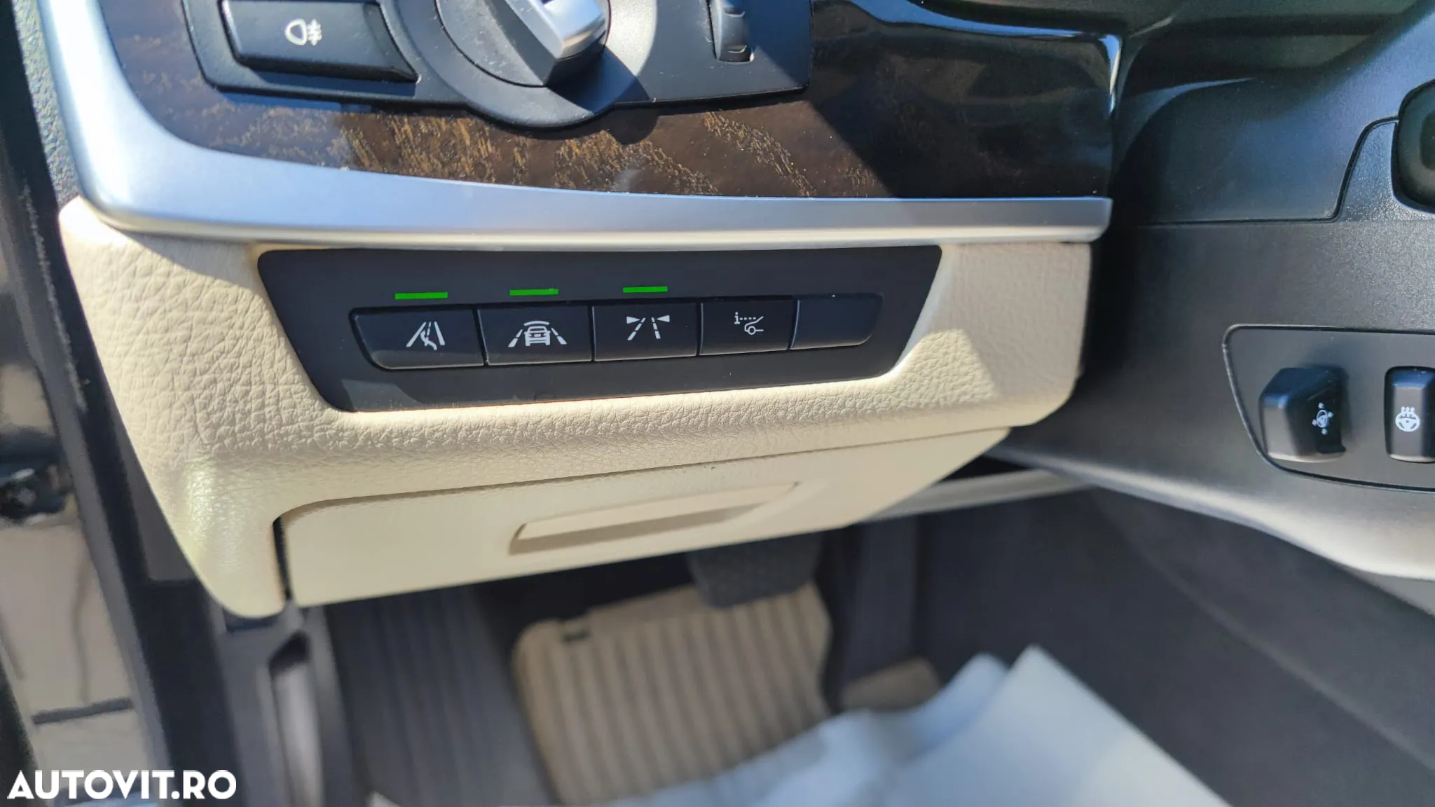 BMW Seria 5 530d xDrive AT - 18