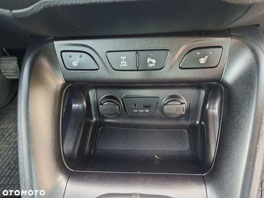 Hyundai ix35 2.0 CRDi 4WD Premium - 7