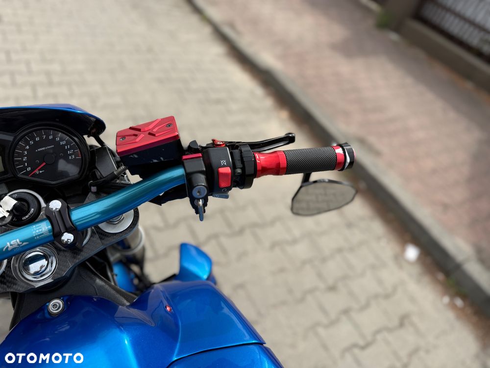 Yamaha FZ - 22