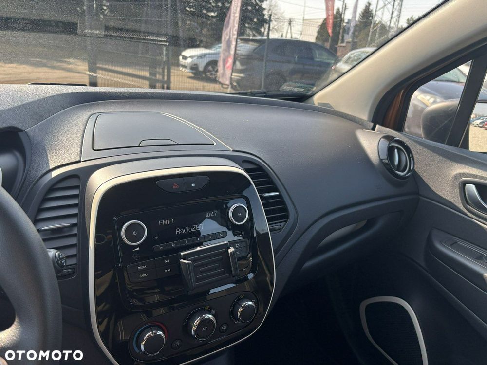 Renault Captur - 24