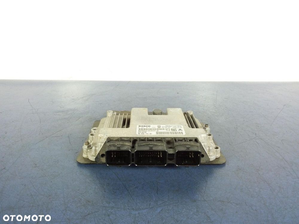 CITROEN C4 PICASSO 1.6 HDI STEROWNIK SILNIKA - 1