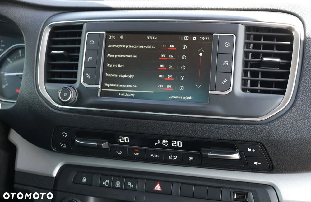 Opel Zafira 2.0 D M Elegance - 22