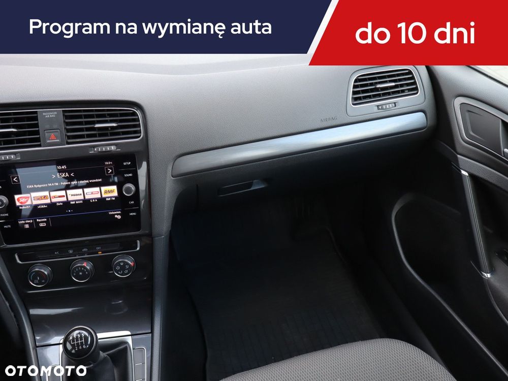 Volkswagen Golf Variant - 10