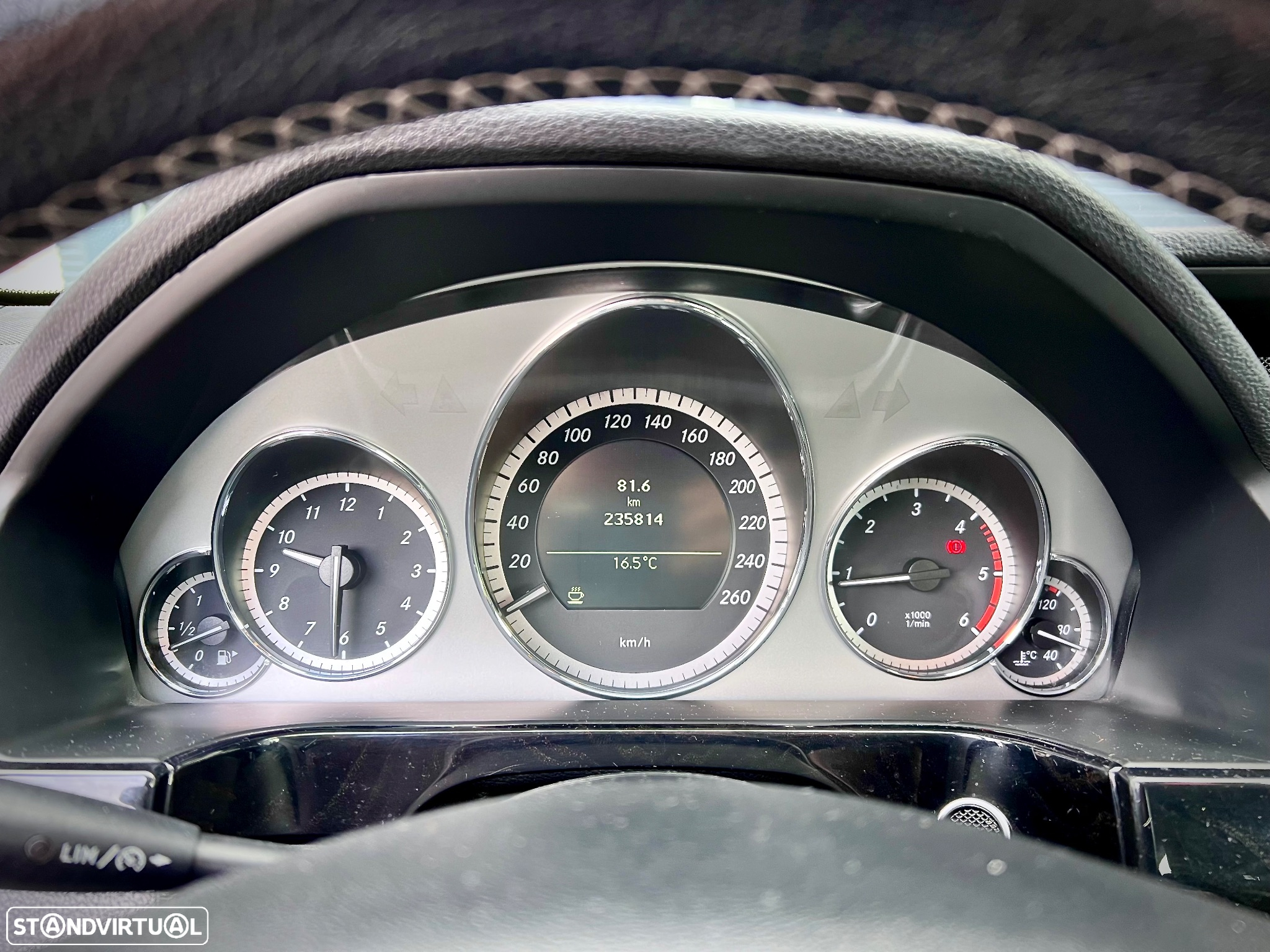 Mercedes-Benz E 250 CDi Avantgarde BlueEfficiency - 28