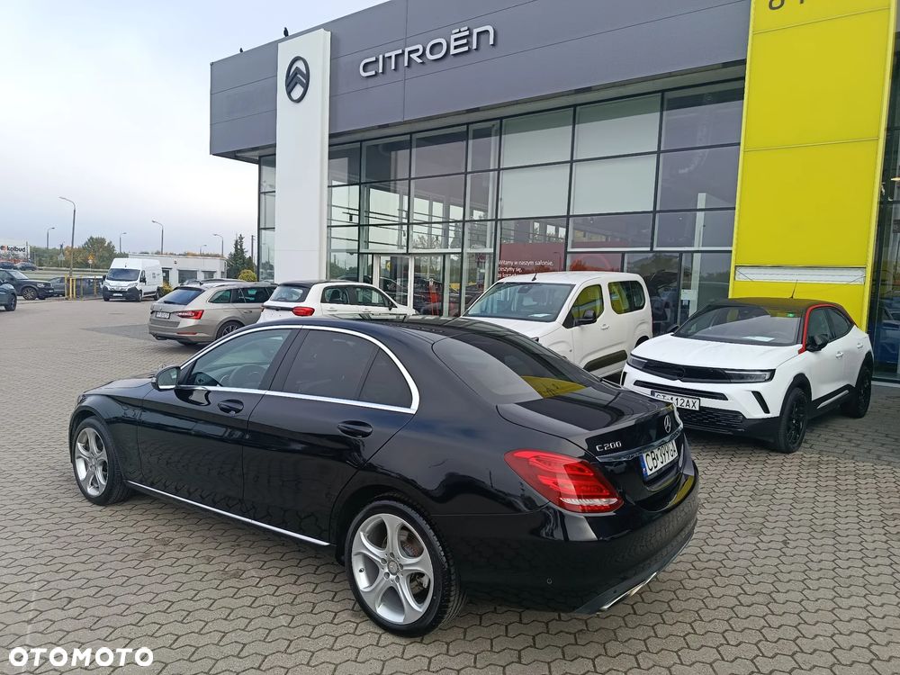 Mercedes-Benz Klasa C 200 4-Matic 7G-TRONIC - 4