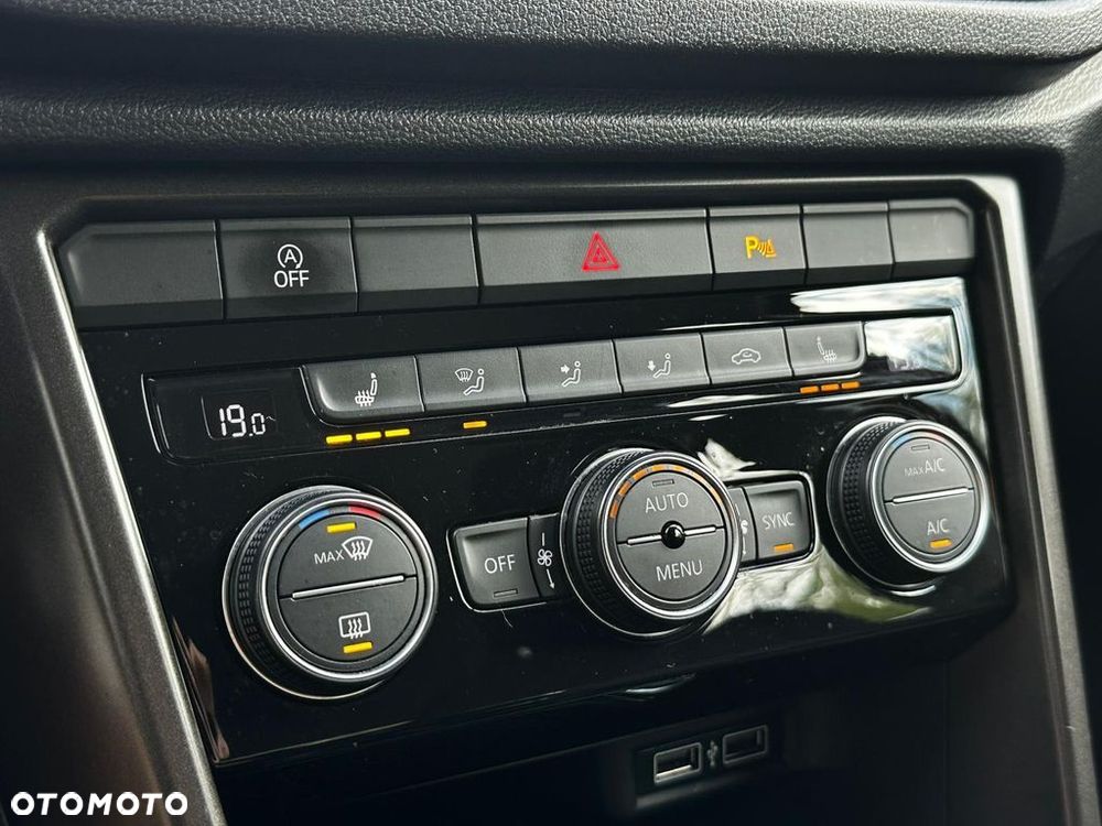 Volkswagen T-Roc 1.0 TSI Advance - 20