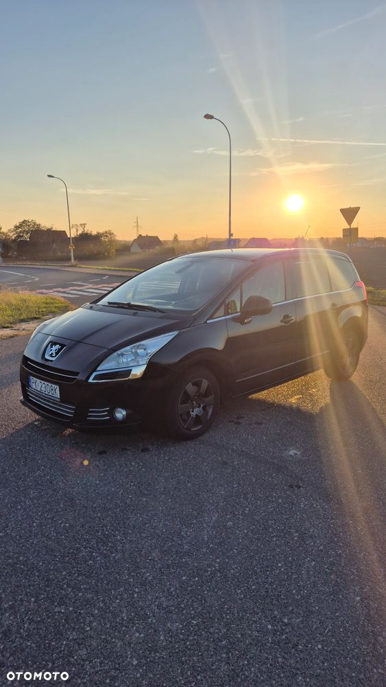 Peugeot 5008 2.0 HDi Allure 7os - 2