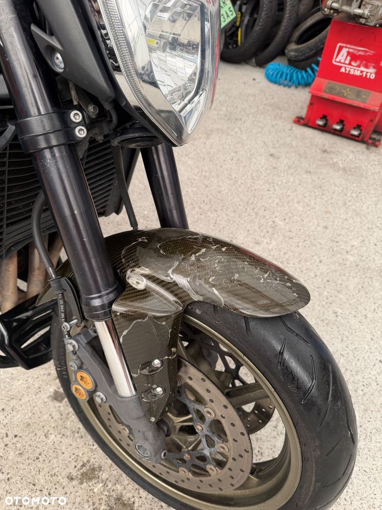 Yamaha FZ - 12